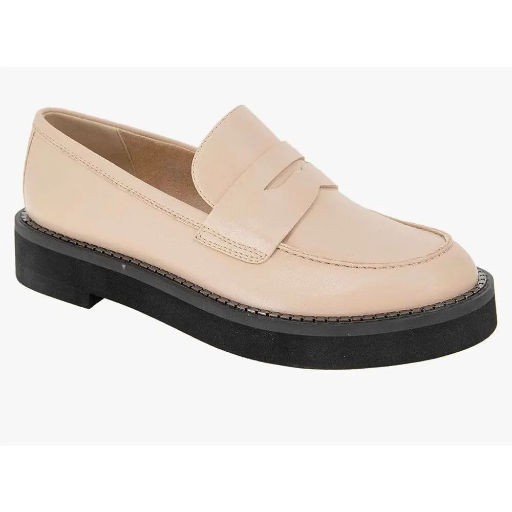 BCBGeneration Women's Sabin Size 5.5